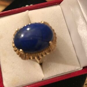 Gold Ring 14k gold vintage lapiz ring sorounded by 4 tiny little diamonds